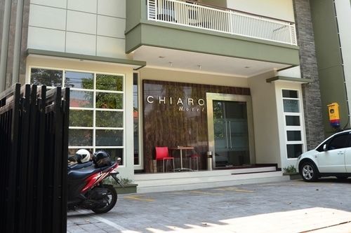 Chiaro Hotel Syariah Sidoarjo Buitenkant foto